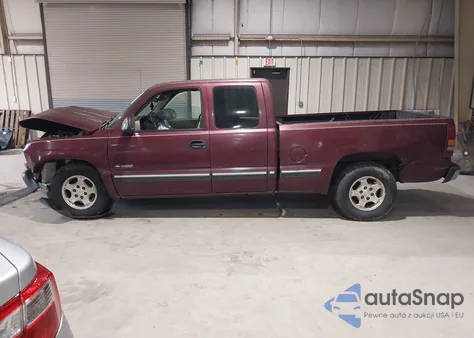 2000 Chevrolet Silverado 1500 Ls из США, поврежденный, VIN 2GCEC19T3Y1326178